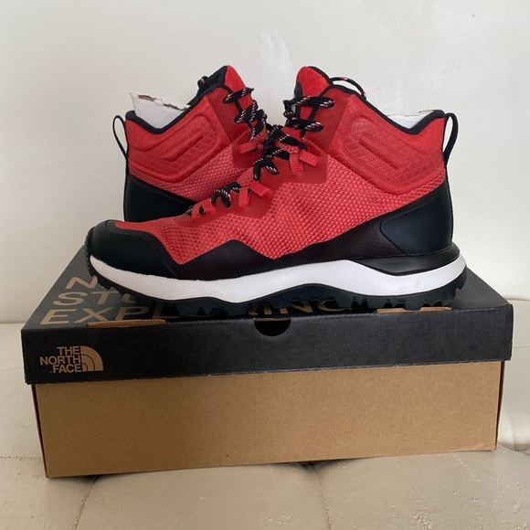 The North Face Activist Mid Futurelight Hiking Shoes - Picture 1 of 10